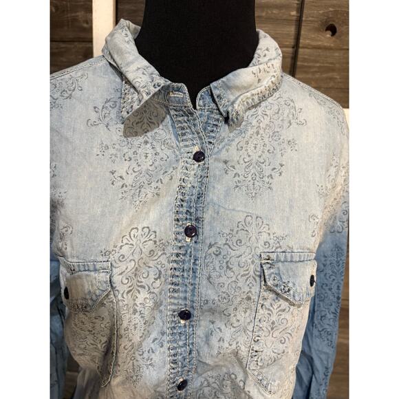Christopher & Banks faded patterned denim button up blouse women's size XL - Picture 9 of 10